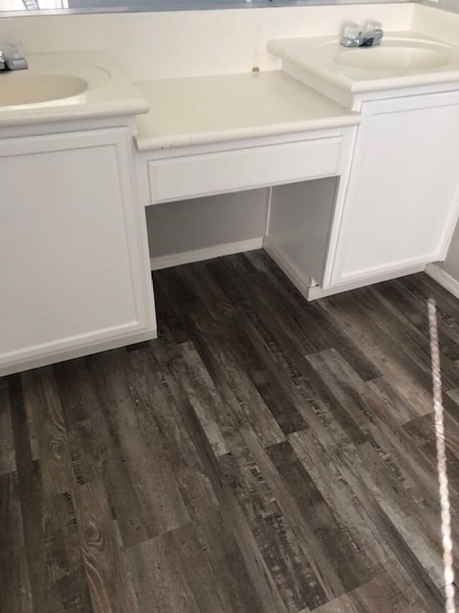 Photo - 4 BEDROOM HOUSE