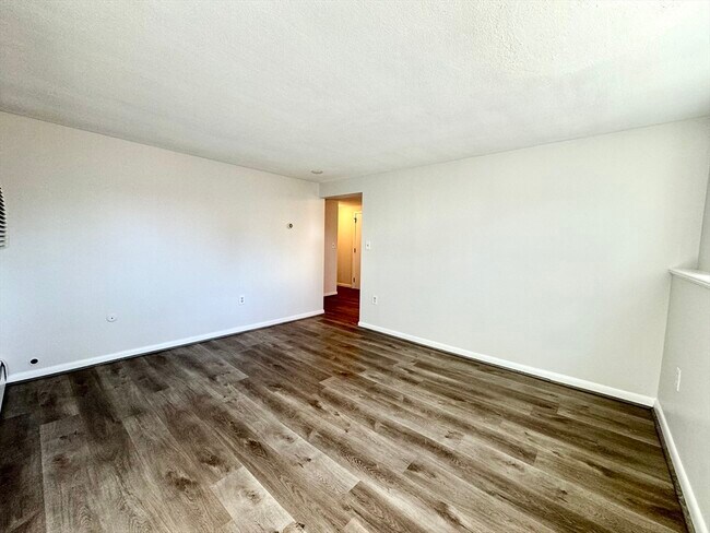 Photo - 206 High St Unit 7