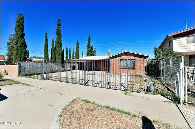 Building Photo - 7817 Caliche Dr