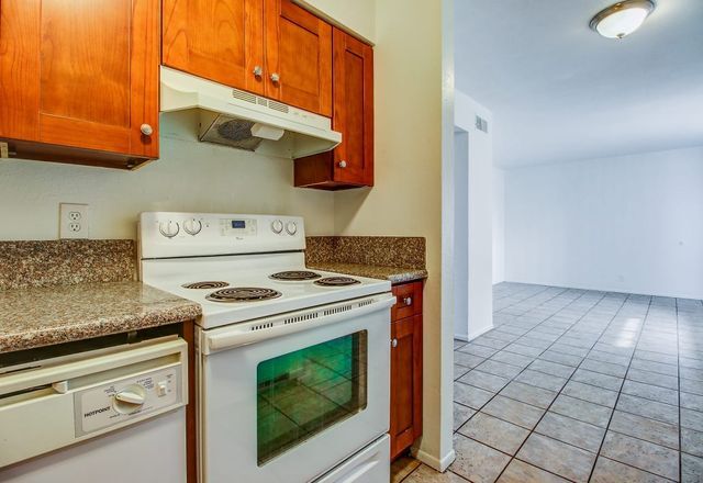 Photo - The Onyx Apartments