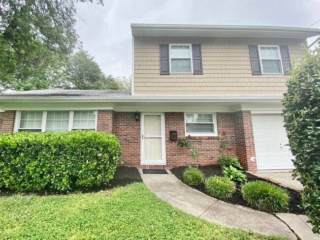 Photo - Ready 07-10-26! Great 3-bedroom home in Aragona Village! Stainless Steel Appliances, Granite Coun...