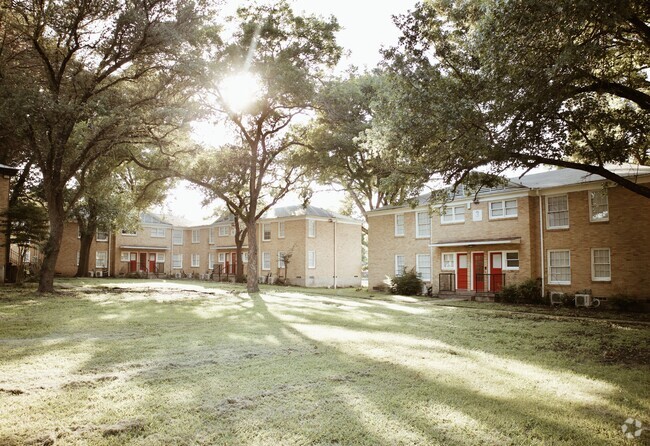 Building Photo - Brookview Hills Rental