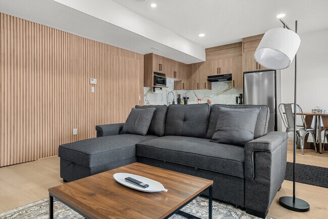 Photo - 142 Canoe Crescent SW Unit SI ID1386564P