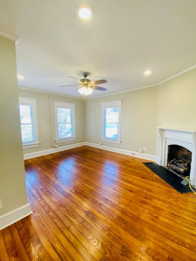 Photo - 688 Linwood Ave NE Unit Apt. 2