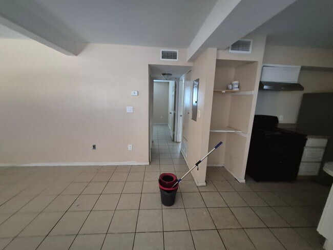 Photo - 3718 Pleasanton Rd