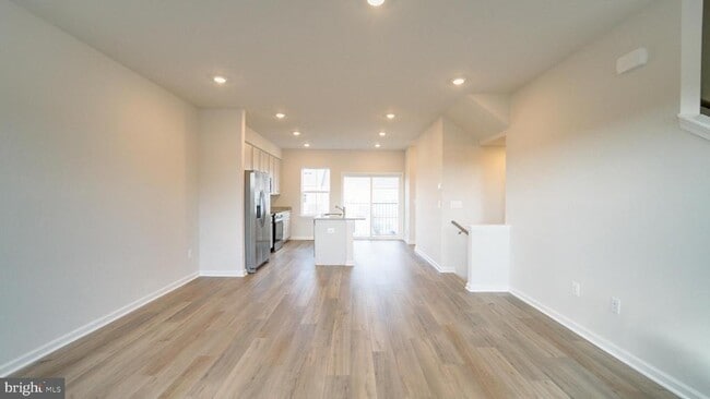 Photo - 103 Brashear Ct