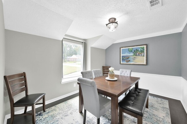 Photo - 223 Birchwood Dr