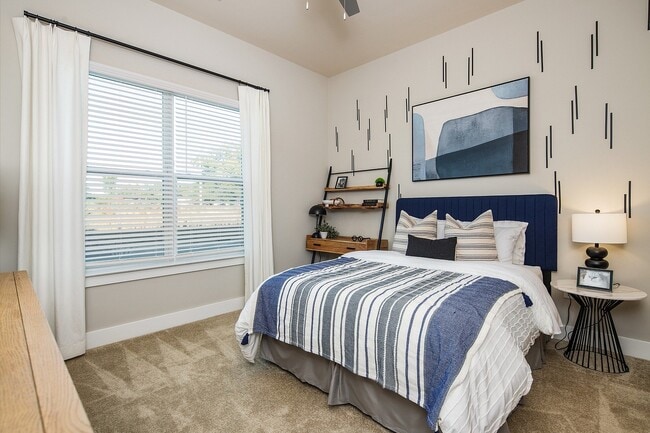 2BR, 2BA - 1,096SF - Bedroom