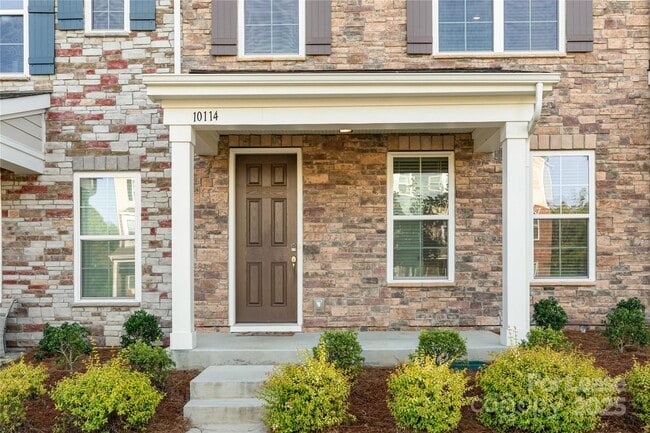 Photo - 10114 Hemingway Pl