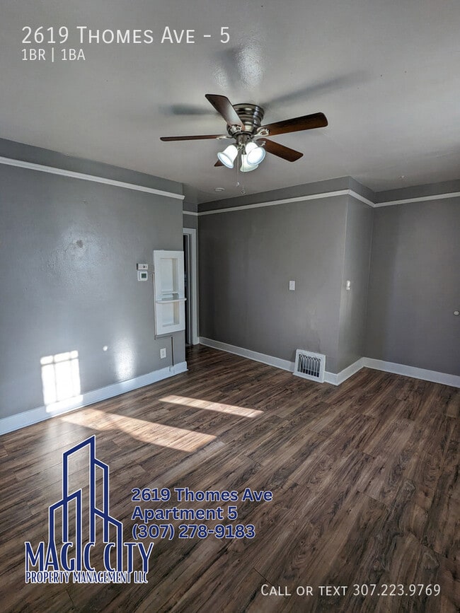 Photo - 2619 Thomes Ave Unit 5