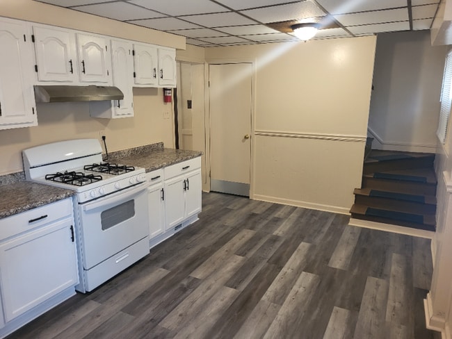 Photo - 205 Modisette Ave