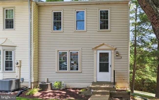 Building Photo - 6439 Birch Leaf Ct