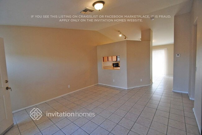 Photo - 5703 N 67th Dr