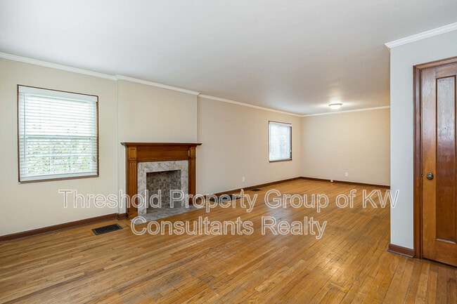 Photo - 872-874-874 Copeland Rd