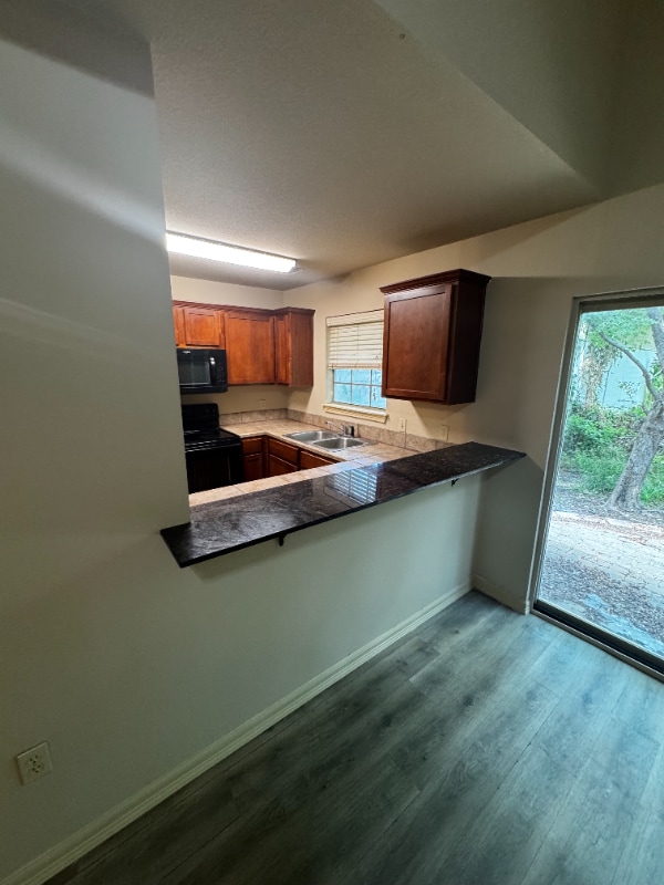 Photo - 1760 N Chestnut Ave