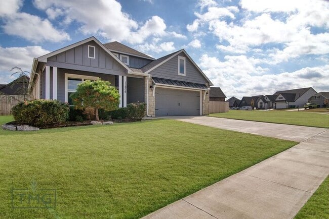 Photo - Stunning 3BR + Study in Prime Owasso/Colli...