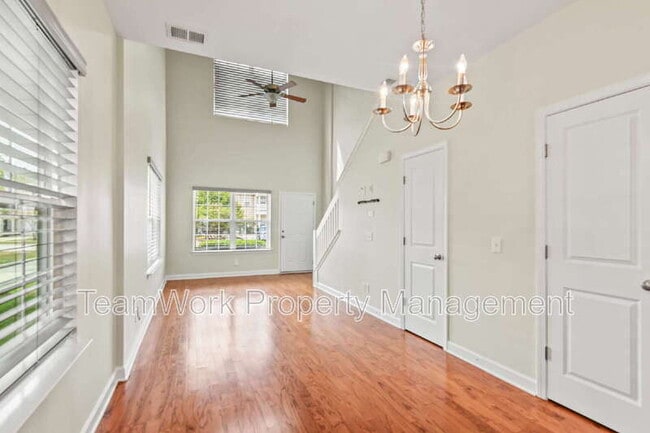 Photo - 143 Kirkland St