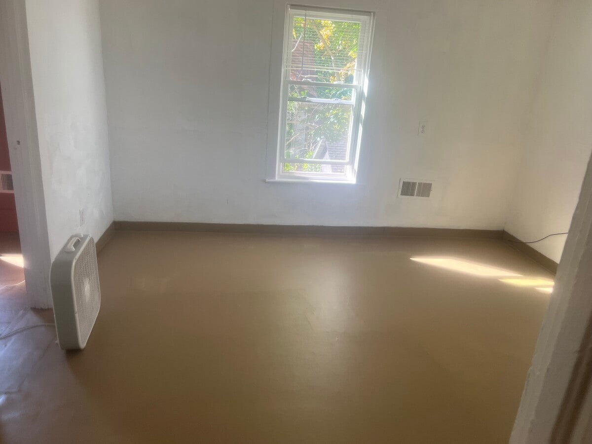 Photo - 1068 Washington Ave Unit Apt 4