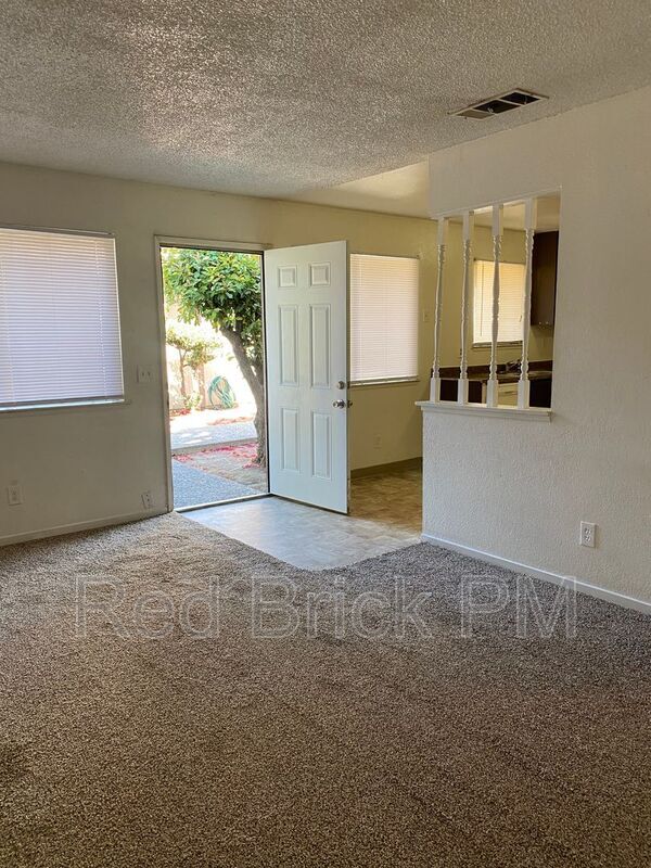 Photo - 133 Kings Ave