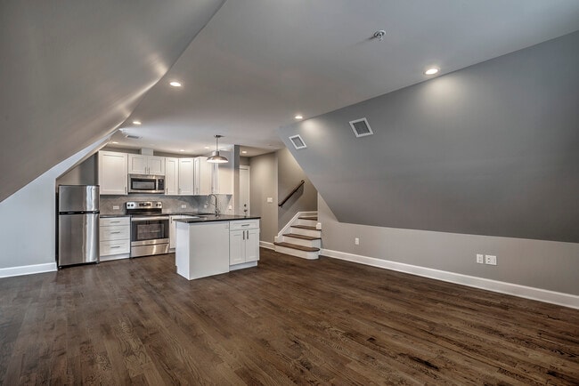 1934 Long Hill Rd Unit 1934 Long Hill Rd Apt 3