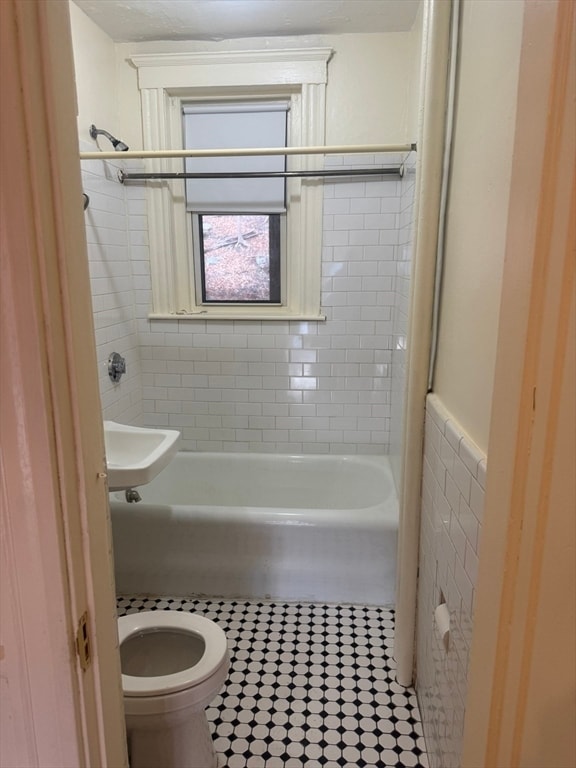 Photo - 332 Salem St Unit 5