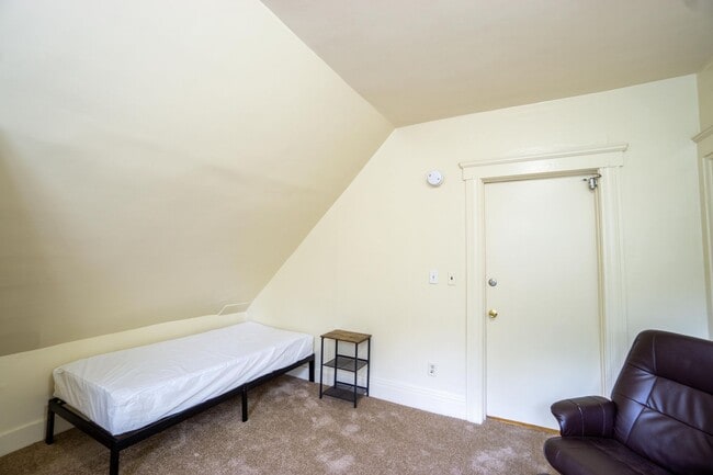 Photo - 113 Comstock Pl Unit Comstock 113.910