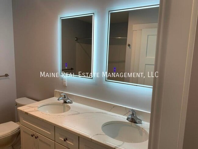 Building Photo - 208 Rocky Rdg Dr Unit 18