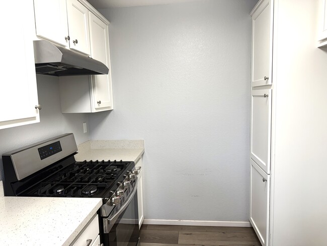 Photo - 10885 Walnut St Unit 10885