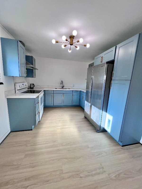 Building Photo - 3238 Duval St