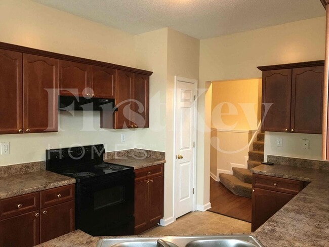 Photo - 7142 Queens Crown Ct