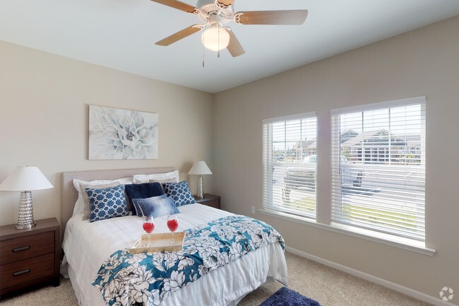 2BR,2BA - Sevilla Place Apartments