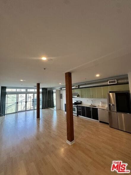 Photo - 4215 Glencoe Ave