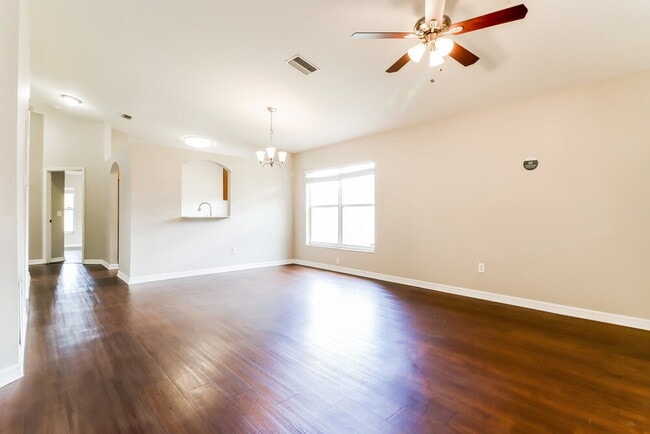 Photo - 12610 Montford Ln