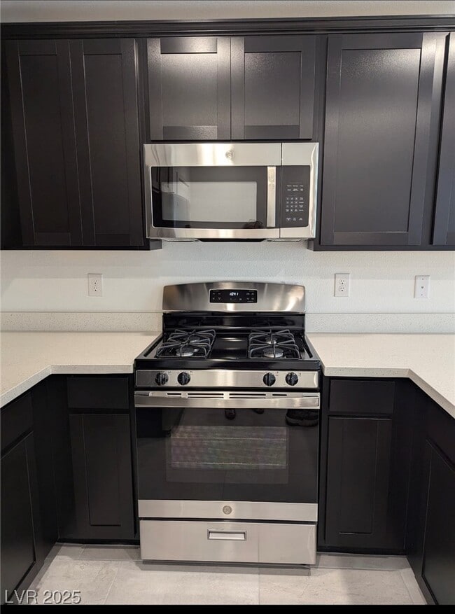 Photo - 6270 Foxes Dl St