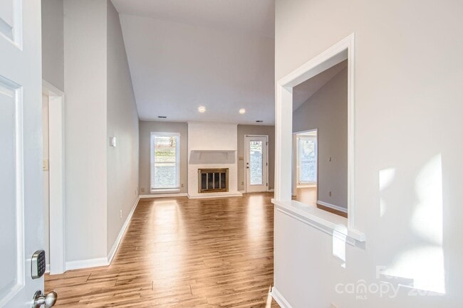 Photo - 7201 Canyon Dr