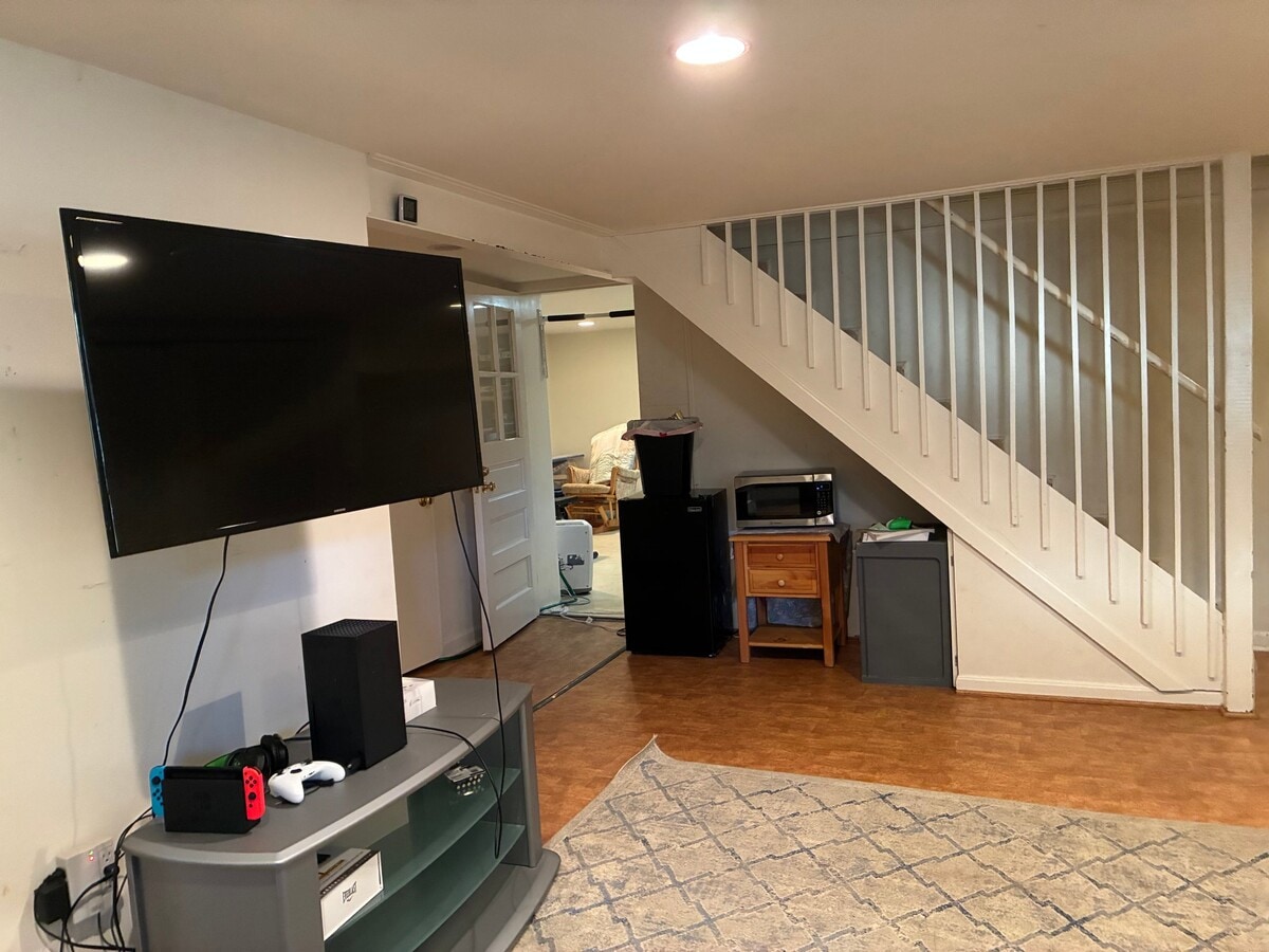 Photo - 2405 N Quintana St