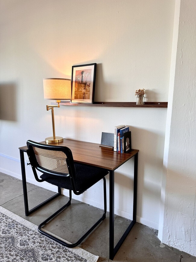 Photo - 823 N 2nd St Unidad ID1379051P