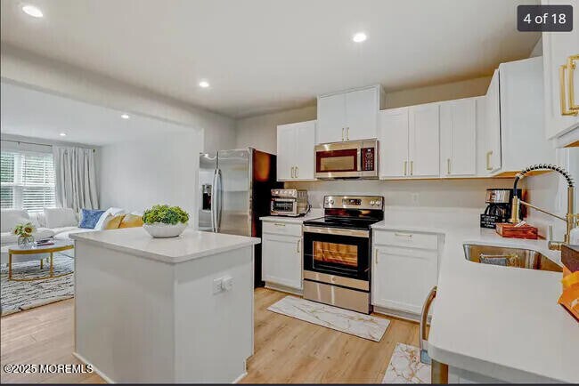 Photo - 1001 Cyprus Ct