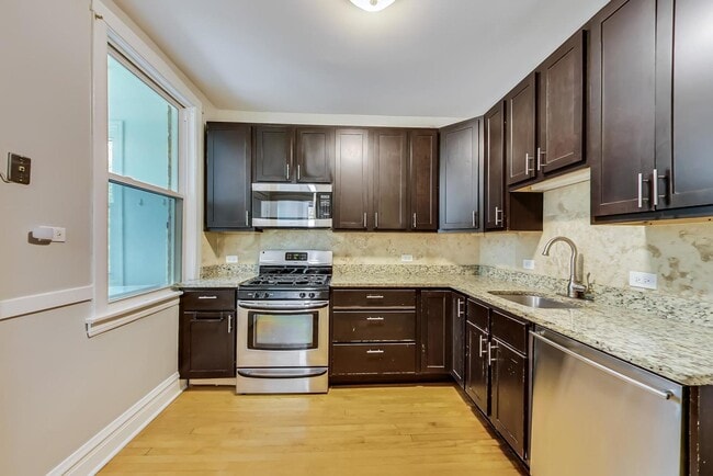 Photo - 2646 Ewing Ave Unit 2