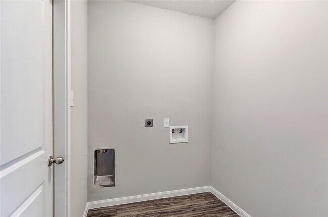 Photo - 126 County Road-5102C