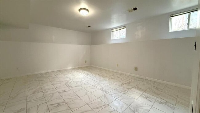 Photo - 119 Raritan Ave