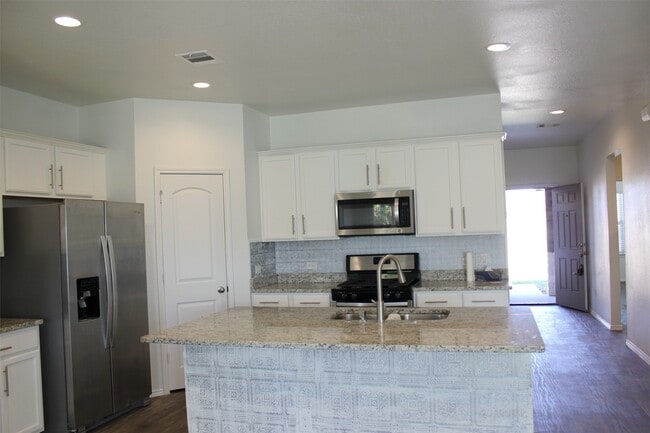 Photo - 22619 Theodoli Dr