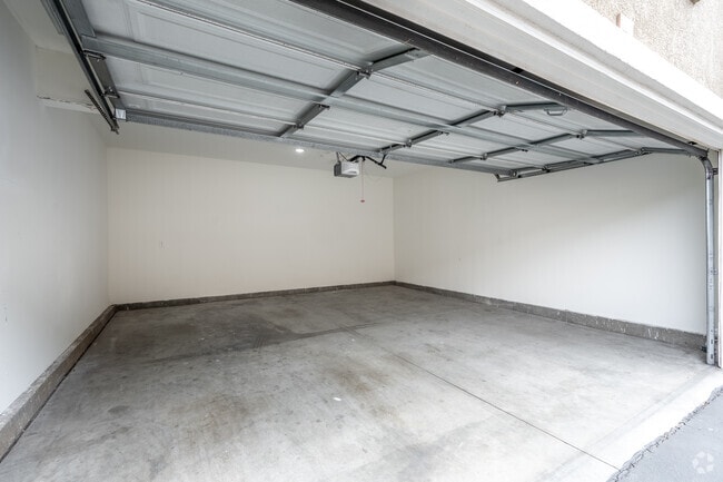 The Craftsman 2BR, 2BA - 945SF - Garage