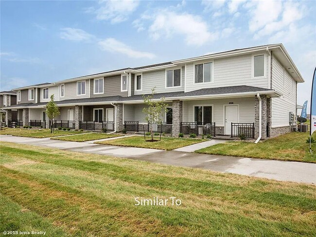 Photo - 2338 SE Sydney Ln Townhome