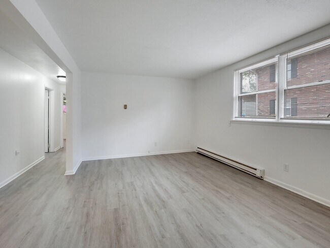 Photo - 3741 Woodford Ave NW Unit 2