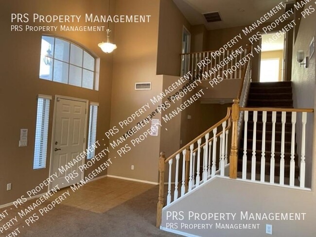 Photo - 1053 W Bruce Ave