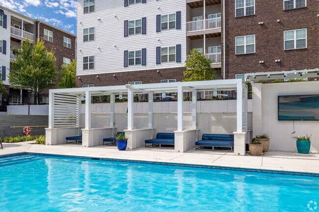 The Met Apartment Homes