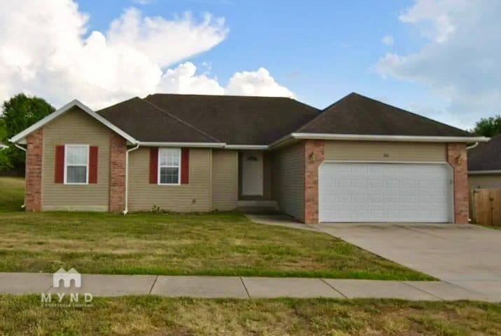 Photo - 800 W Ridgecrest St House