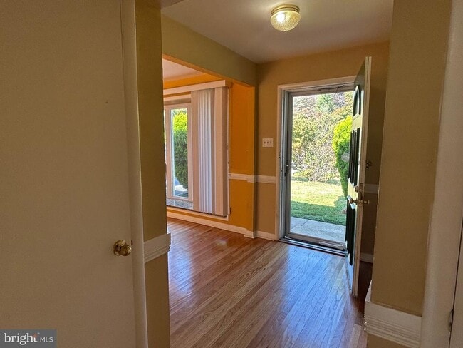 Photo - 409 Yale Ave