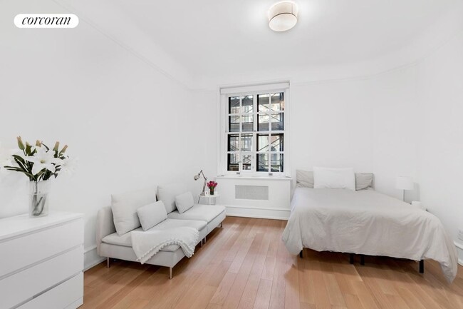 Photo - 2109 Broadway Condo